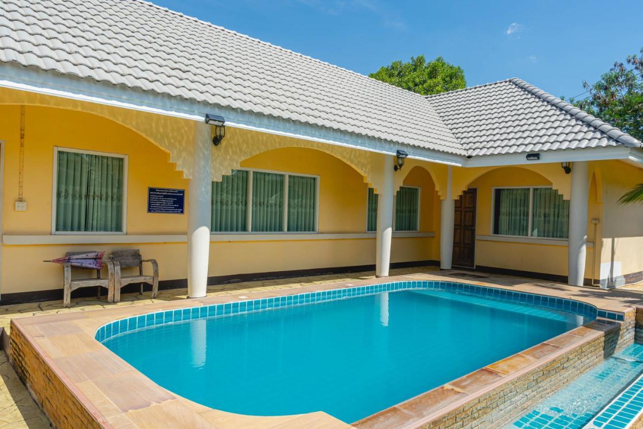 Apinya Resort Bangsarey Ban Tao Than Exterior foto