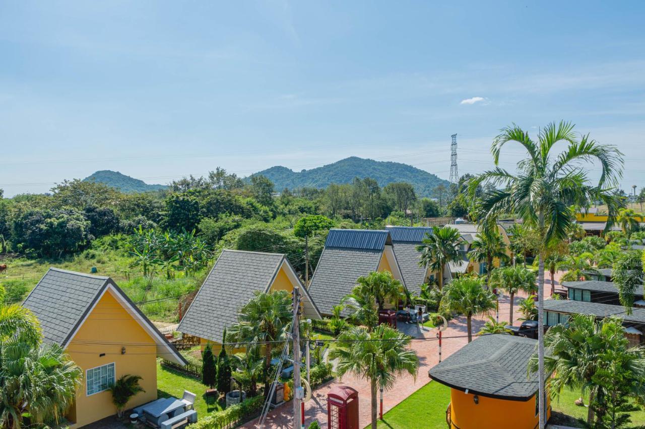 Apinya Resort Bangsarey Ban Tao Than Exterior foto