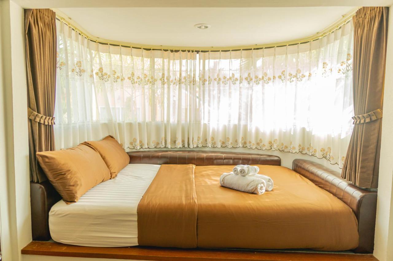 Apinya Resort Bangsarey Ban Tao Than Exterior foto
