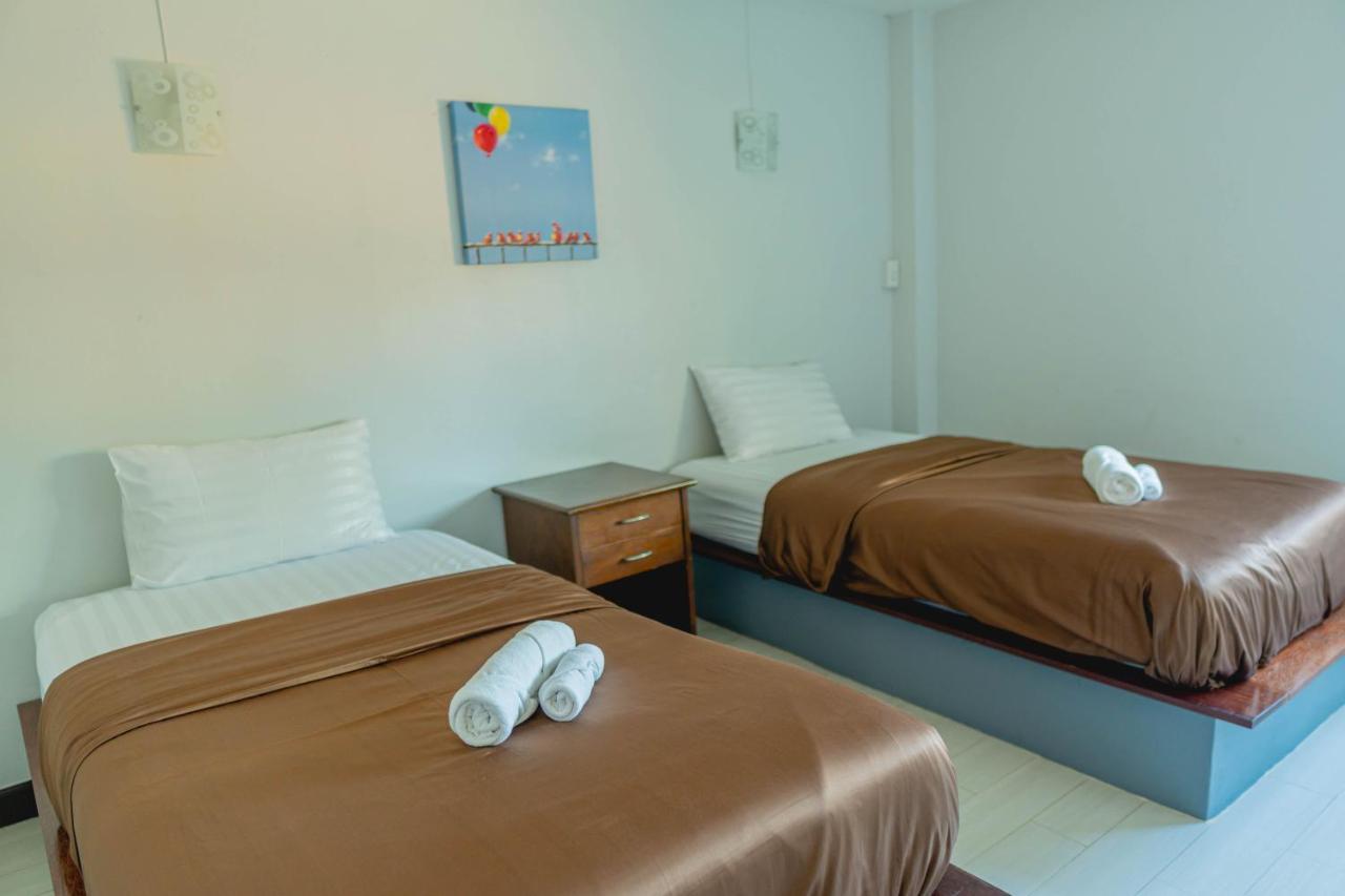Apinya Resort Bangsarey Ban Tao Than Exterior foto